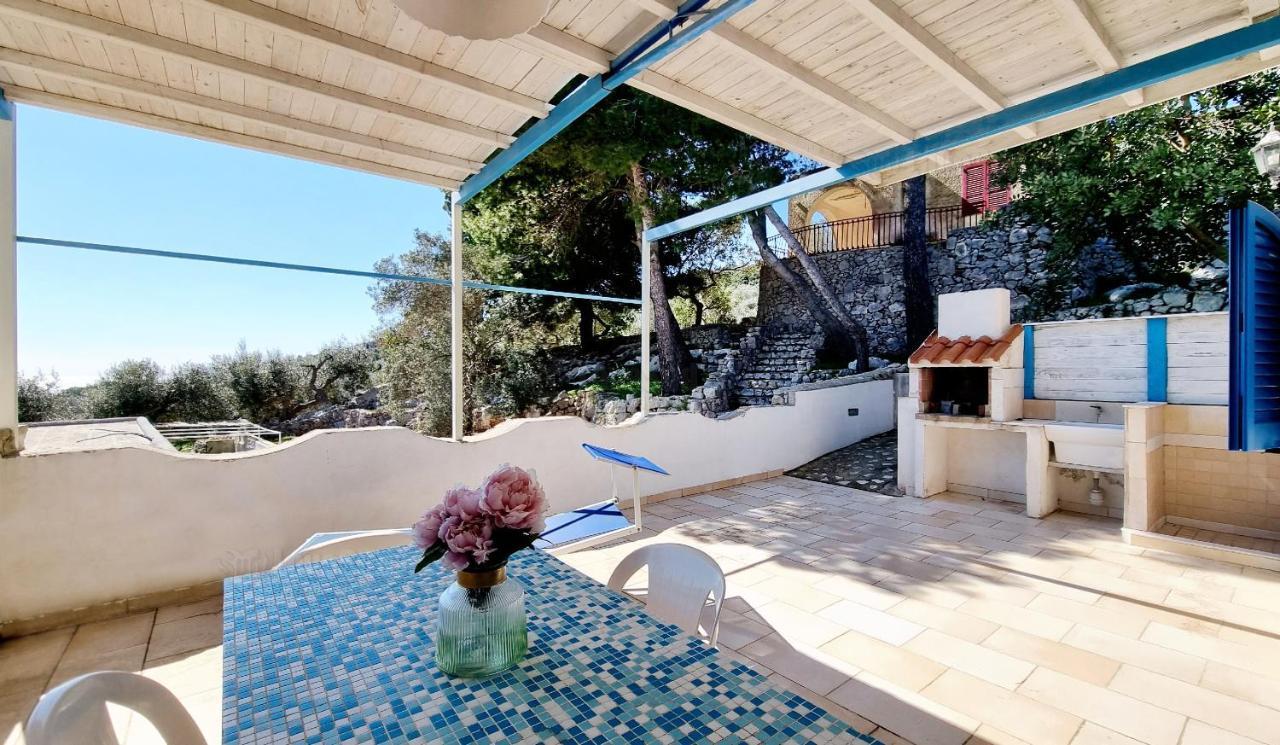 Casa Funnuvojere By Lovesud Corsano  Εξωτερικό φωτογραφία