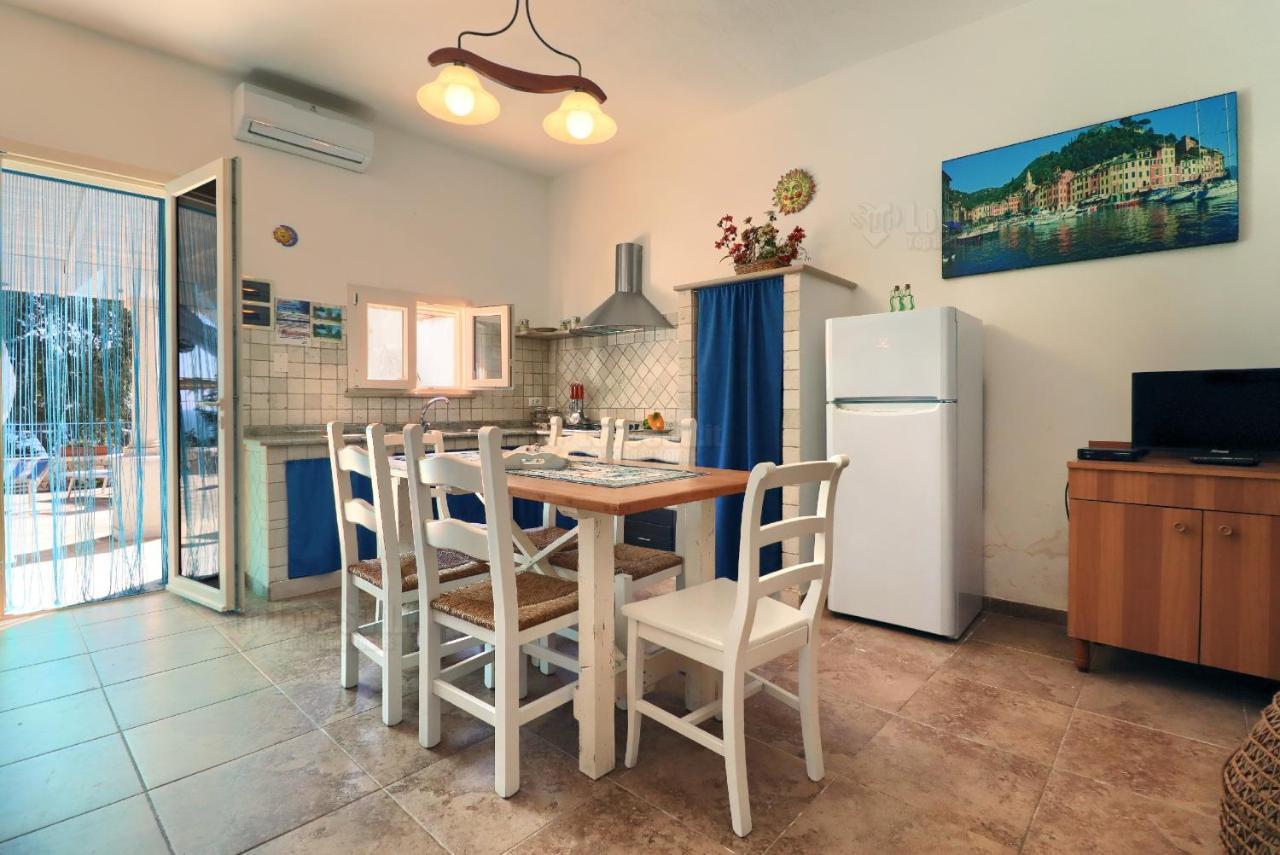 Casa Funnuvojere By Lovesud Corsano  Εξωτερικό φωτογραφία